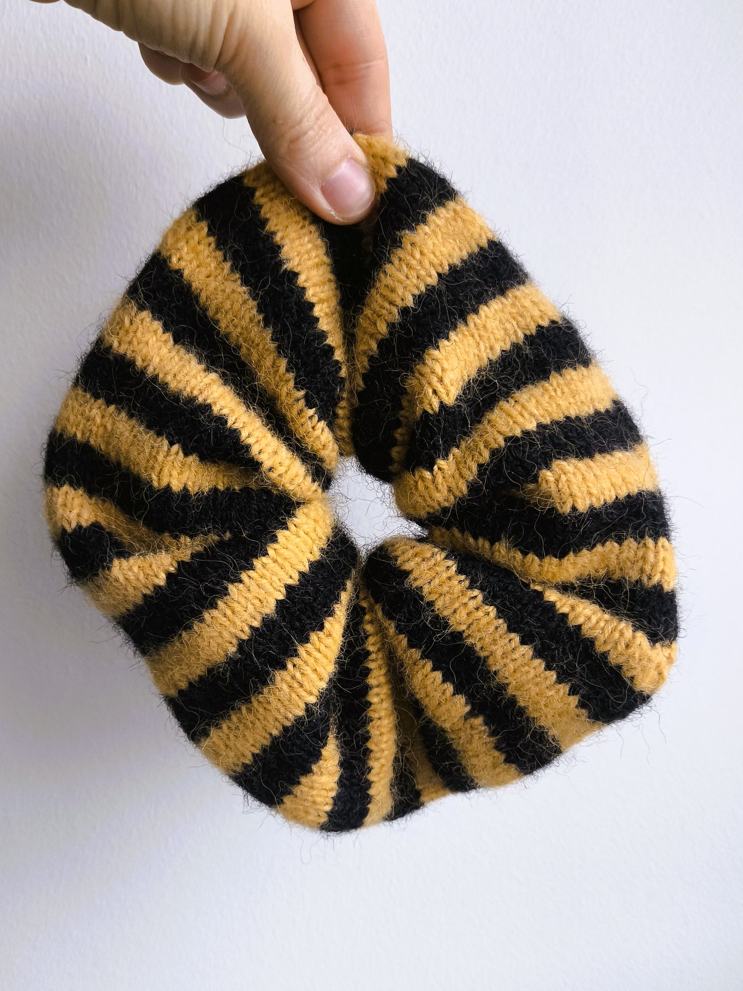 SCRUNCHIE MOHAIR