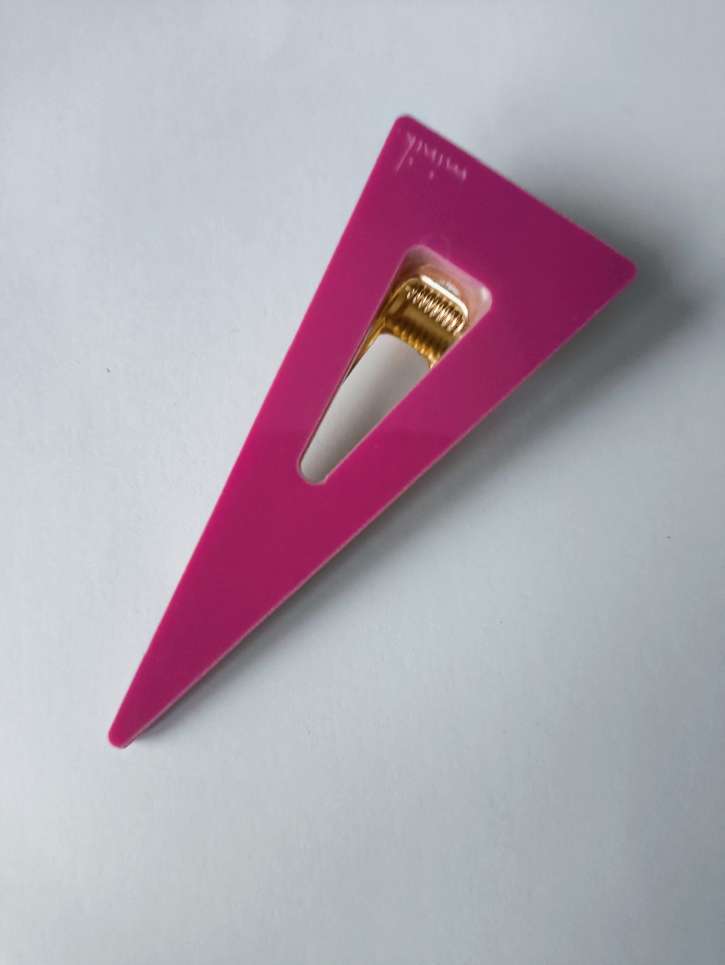 TRIANGULO MAXI METACRILATO