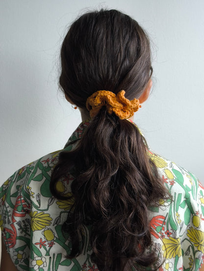 FLOWER SCRUNCHIE
