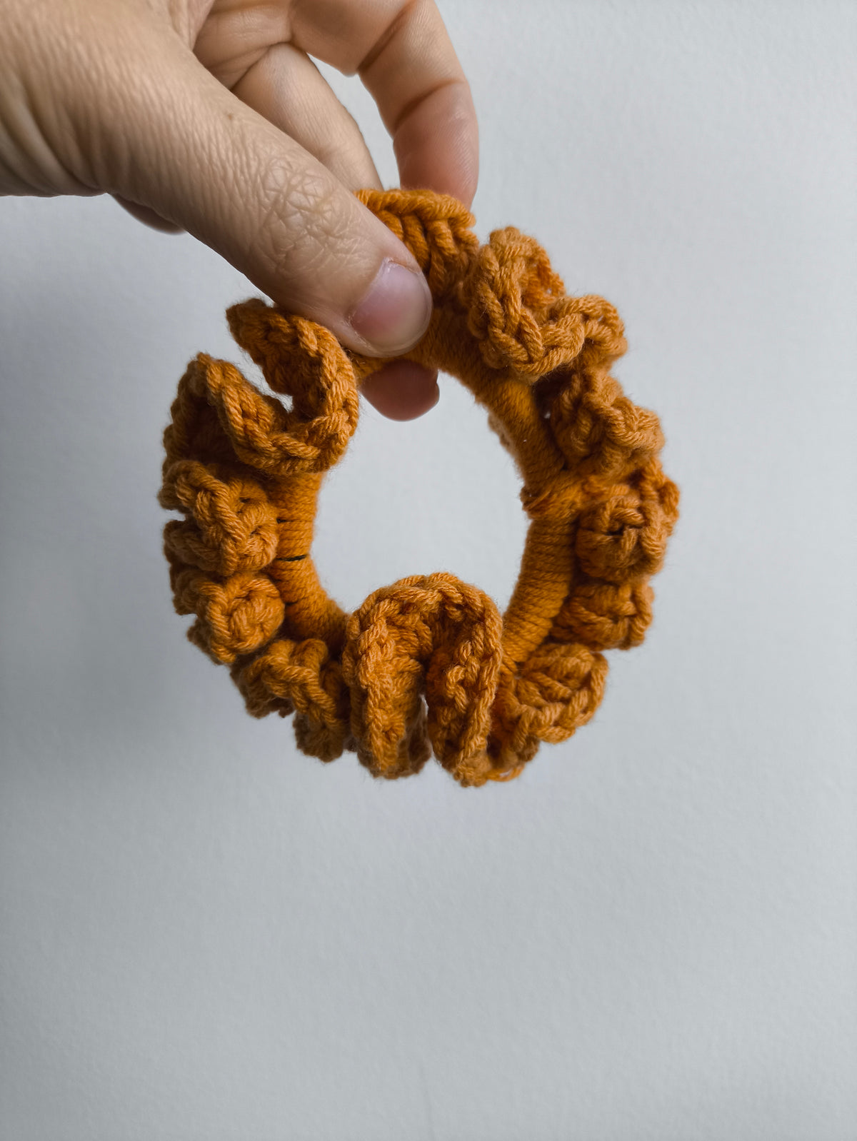 FLOWER SCRUNCHIE