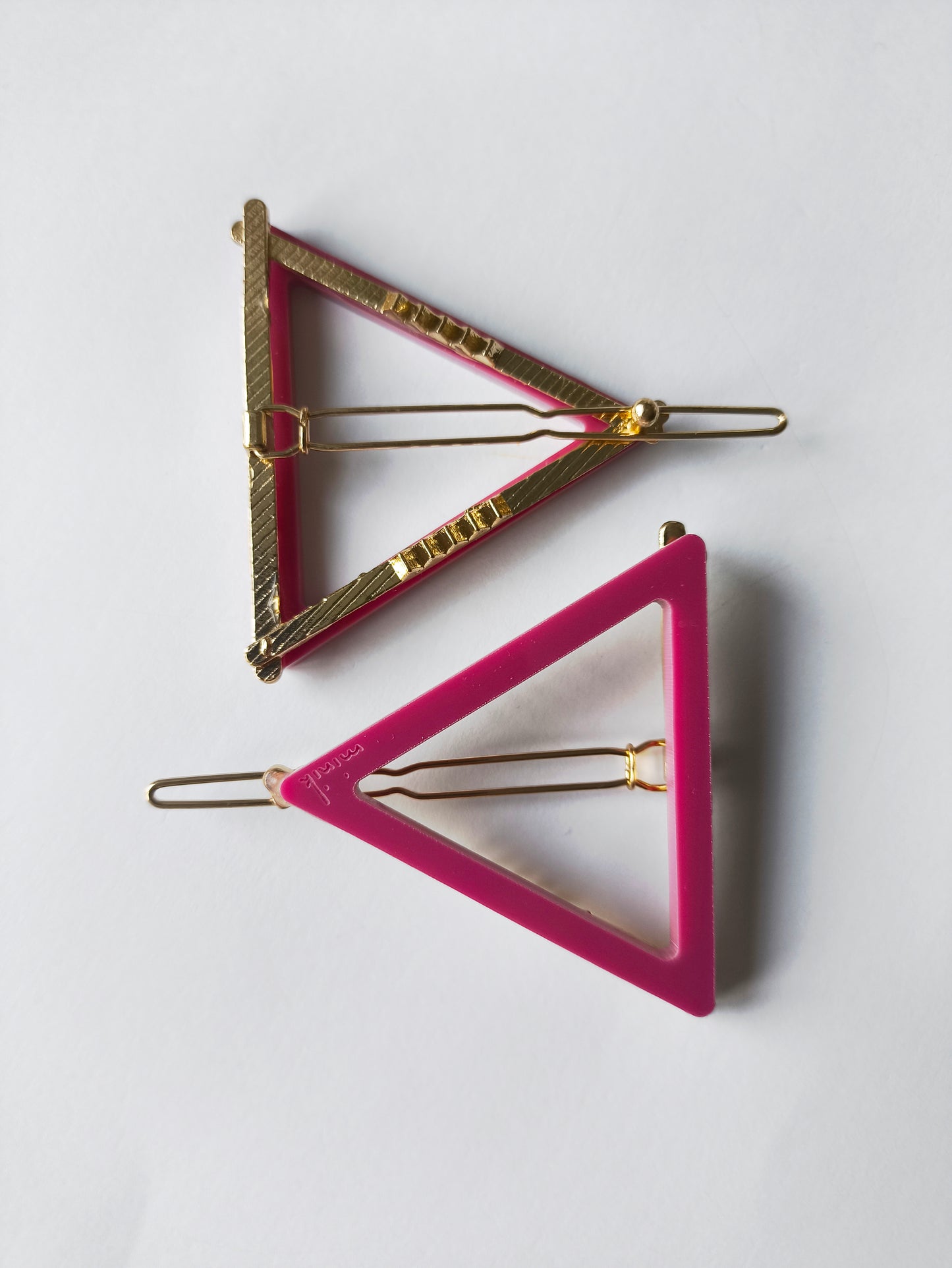 TRIANGULO METACRILATO